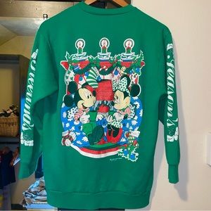Vintage Disney Mickey & Minnie Christmas crewneck sweatshirt